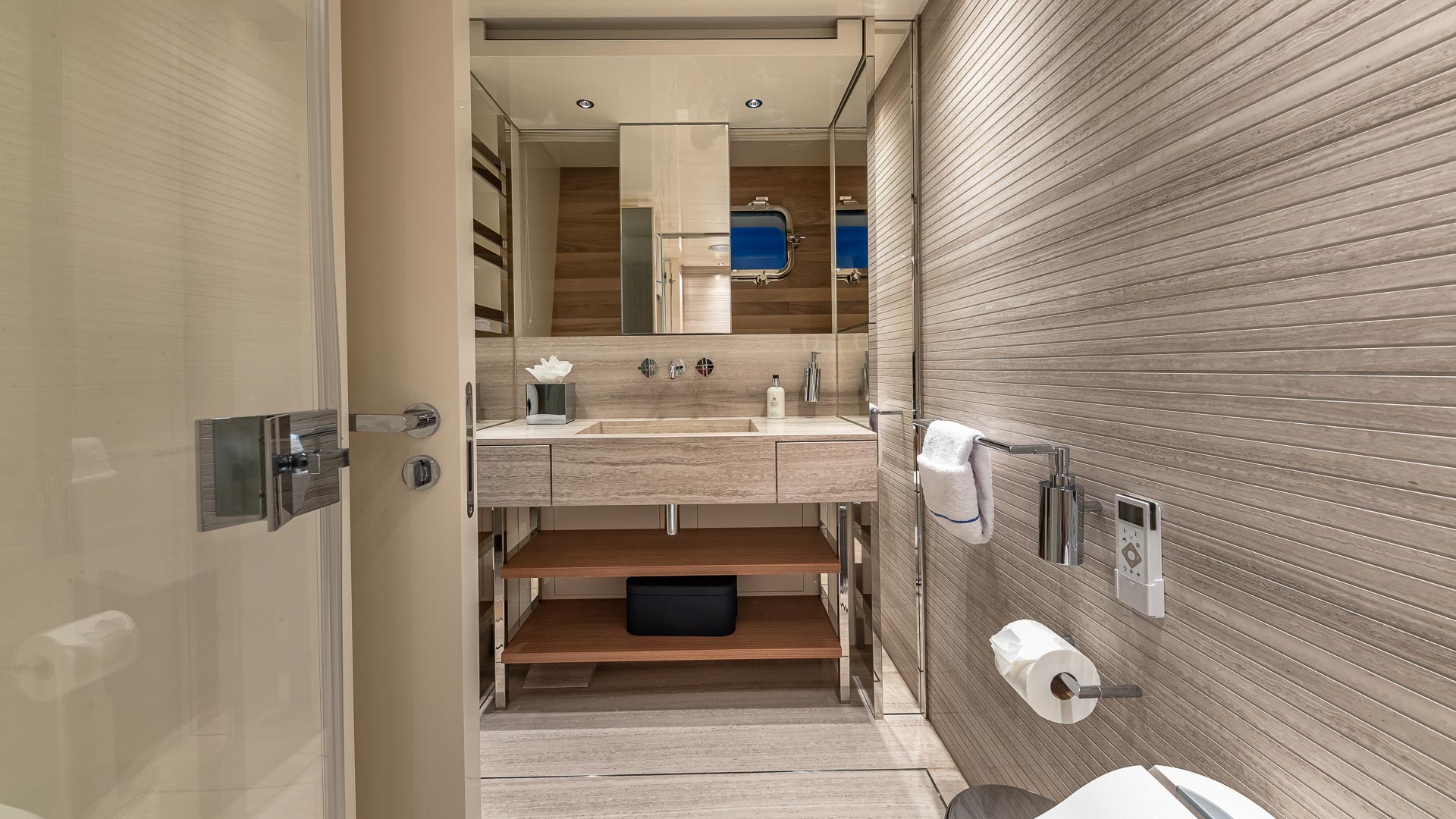 NO MATTER WHAT Guest Ensuite Luxury Yacht Browser by CHARTERWORLD